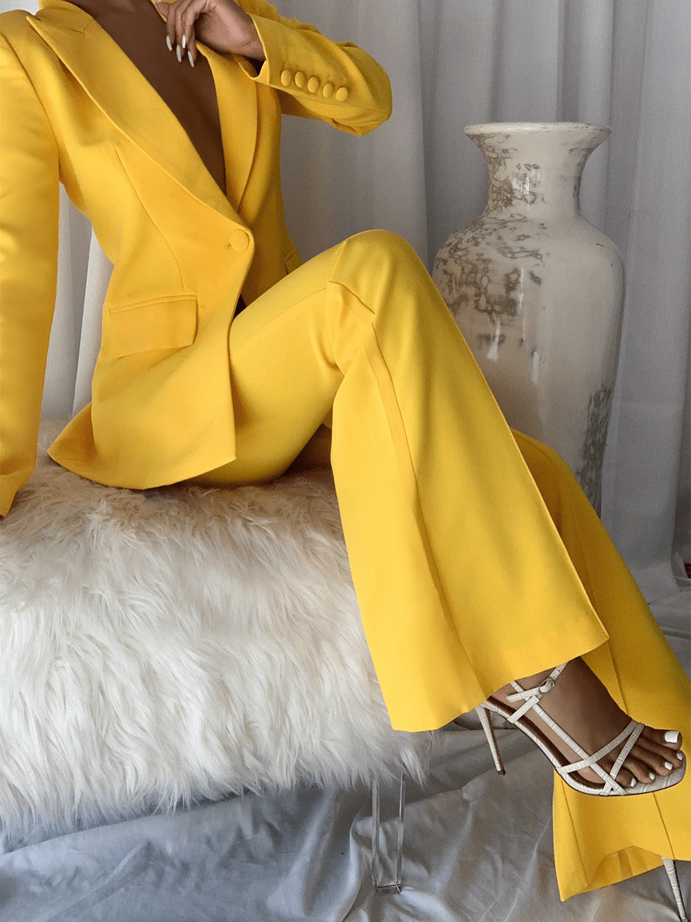 solovedress Yellow 2 Piece Peak Lapel Single Breasted Slim Fit Women's Suit