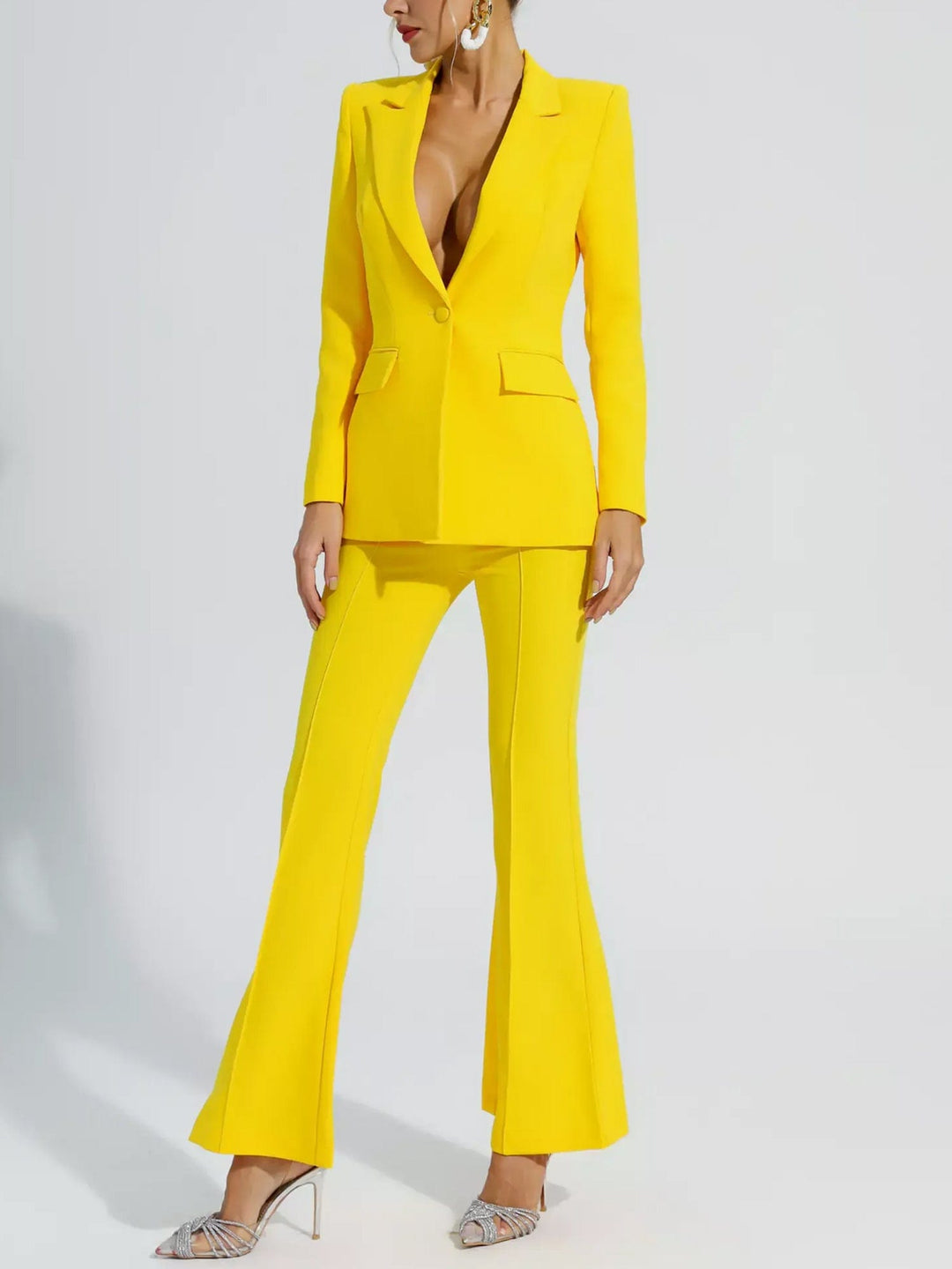 solovedress Yellow 2 Piece Stylish Elegant Peak Lapel Single Breasted Slim Fit Women Suit